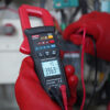 UNI-T ψηφιακή αμπεροτσιμπίδα UT202BT, 600A AC, NCV, Bluetooth, True RMS