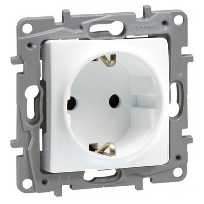 LEGRAND πρίζα 2Π+Γ 764529, ασφαλείας, λευκή