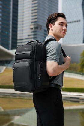 ARCTIC HUNTER τσάντα πλάτης B00492-1 με θήκη laptop 15.6", 22L, μαύρη