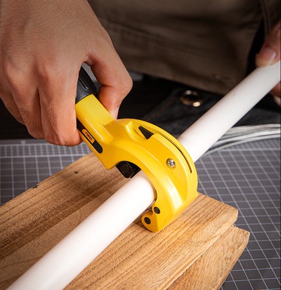 DL2504-1 DELI κόφτης μεταλλικού σωλήνα DL2504 με μέγιστη διάμετρο 32mm