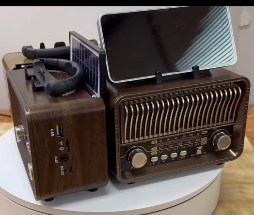 Επαναφορτιζόμενο ραδιόφωνο Retro με ηλιακό πάνελ - MD-1232BTS - 020115 - Gold