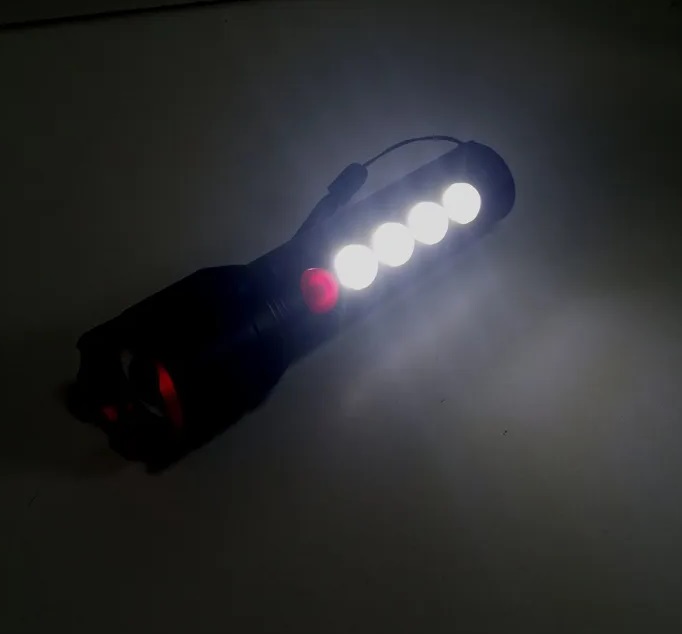 Επαναφορτιζόμενος φακός LED - 985-P50 - 272536